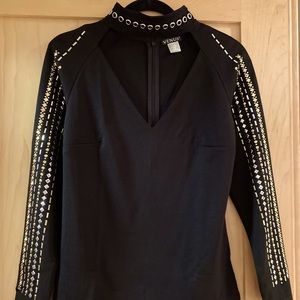 Detailed black with tri colour top